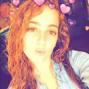 Meet your Posher, Harmony